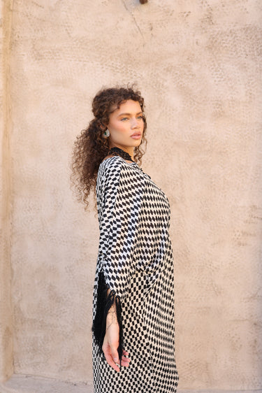 Kaftan Black & White Clothing humyaunalamgir