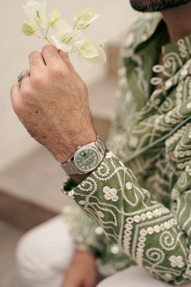 NAQOOSH – PALETTE GREEN KURTA PAJAMA Humayunalamgir