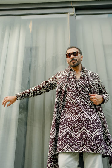 NAQOOSH – DARK BROWN KURTA PAJAMA Humayunalamgir