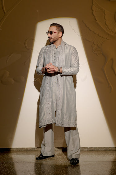 AINA - KAARI ASH GREY KURTA PAJAMA Humayunalamgir