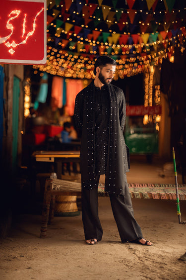 SHEESH – POSH BLACK KURTA PAJAMA Humayunalamgir