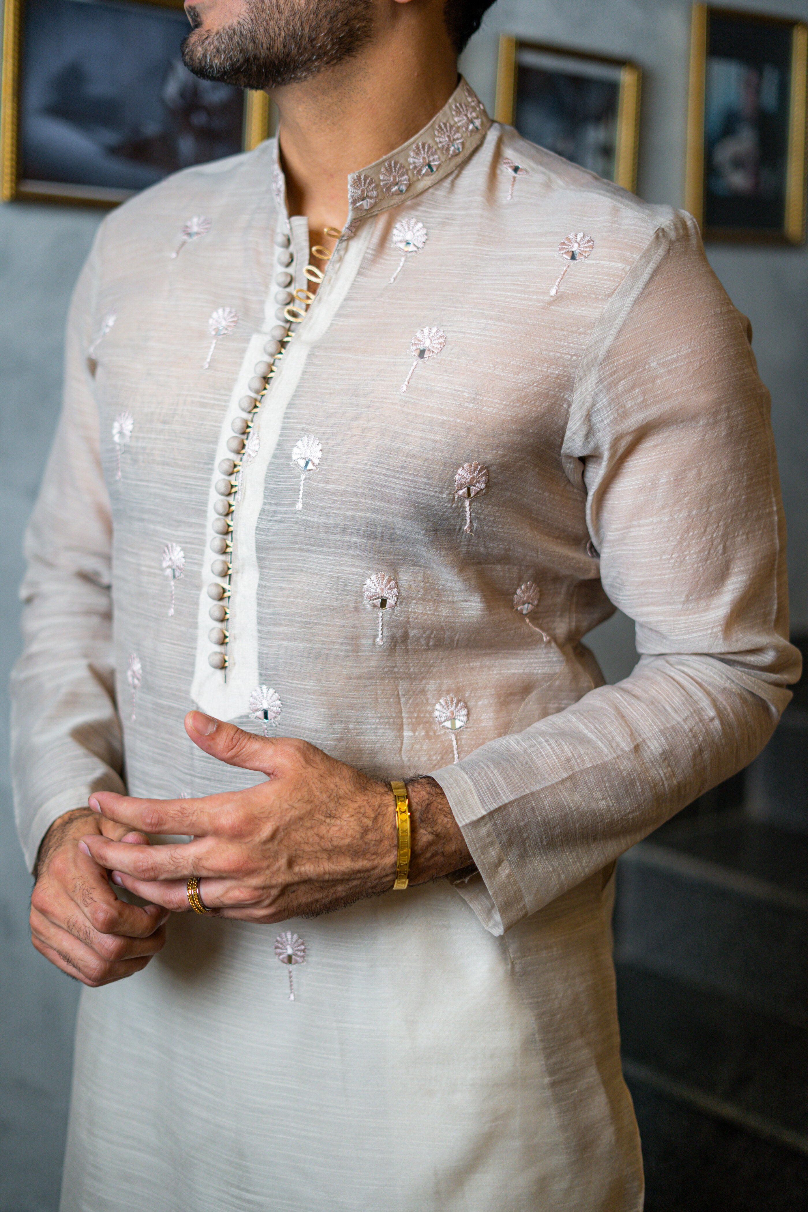 Ivory Embossed Mirror Work Kurta