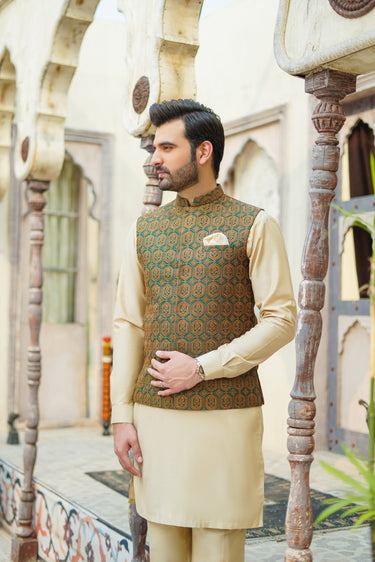 Green Beige Embellish Embroidery Waist Coat Mehndi Collection HumayunAlamgir