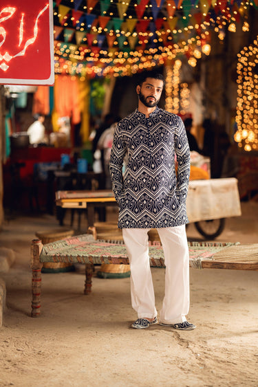 NAQOOSH – NAVY BLUE KURTA PAJAMA Humayunalamgir