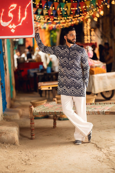 NAQOOSH – NAVY BLUE KURTA PAJAMA Humayunalamgir