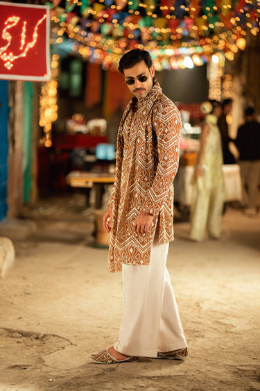 NAQOOSH – BROWN KURTA PAJAMA Humayunalamgir