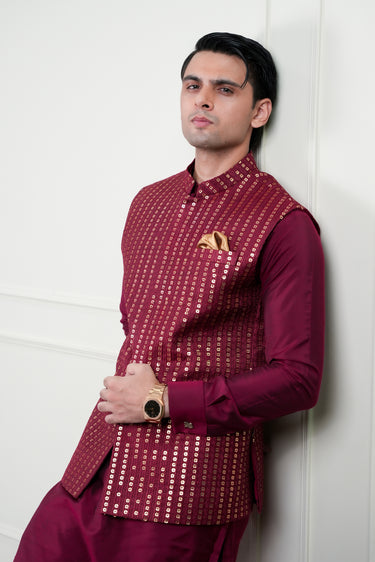 RED EMBOSSED GOLDEN SEQUENCE WAIST COAT Mehndi Collection HumayunAlamgir