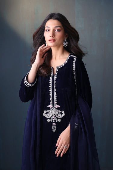Bleu fonce humyaunalamgir