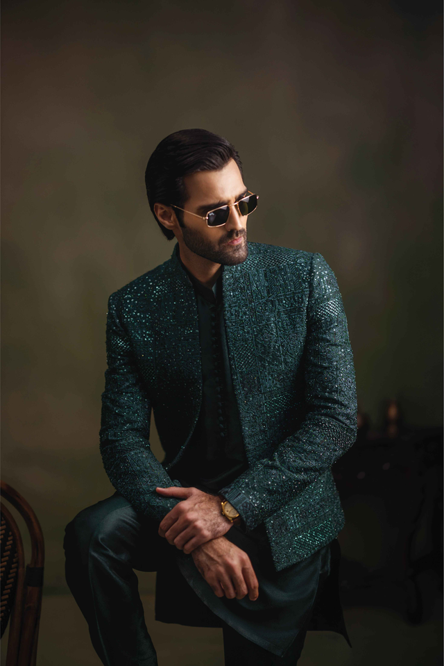 DARK GREEN EMBOSSED HANDWORK FRONT OPEN PRINCE COAT – Humayunalamgir
