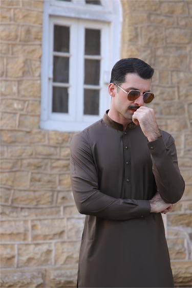 BROWN BOSKY KURTA PAJAMA Humayunalamgir