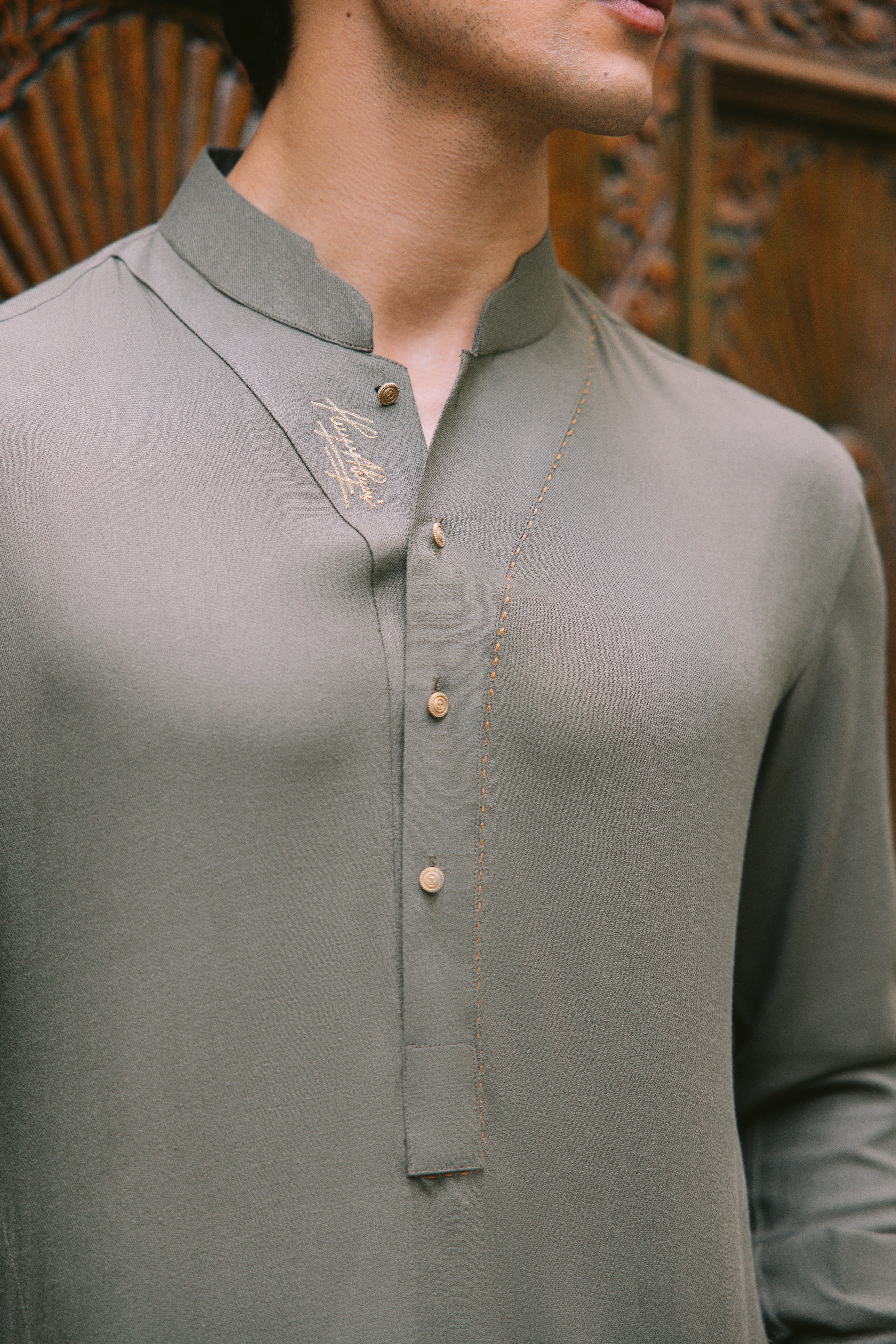 OLIVE GREEN LINEN KURTA PAJAMA Humayunalamgir