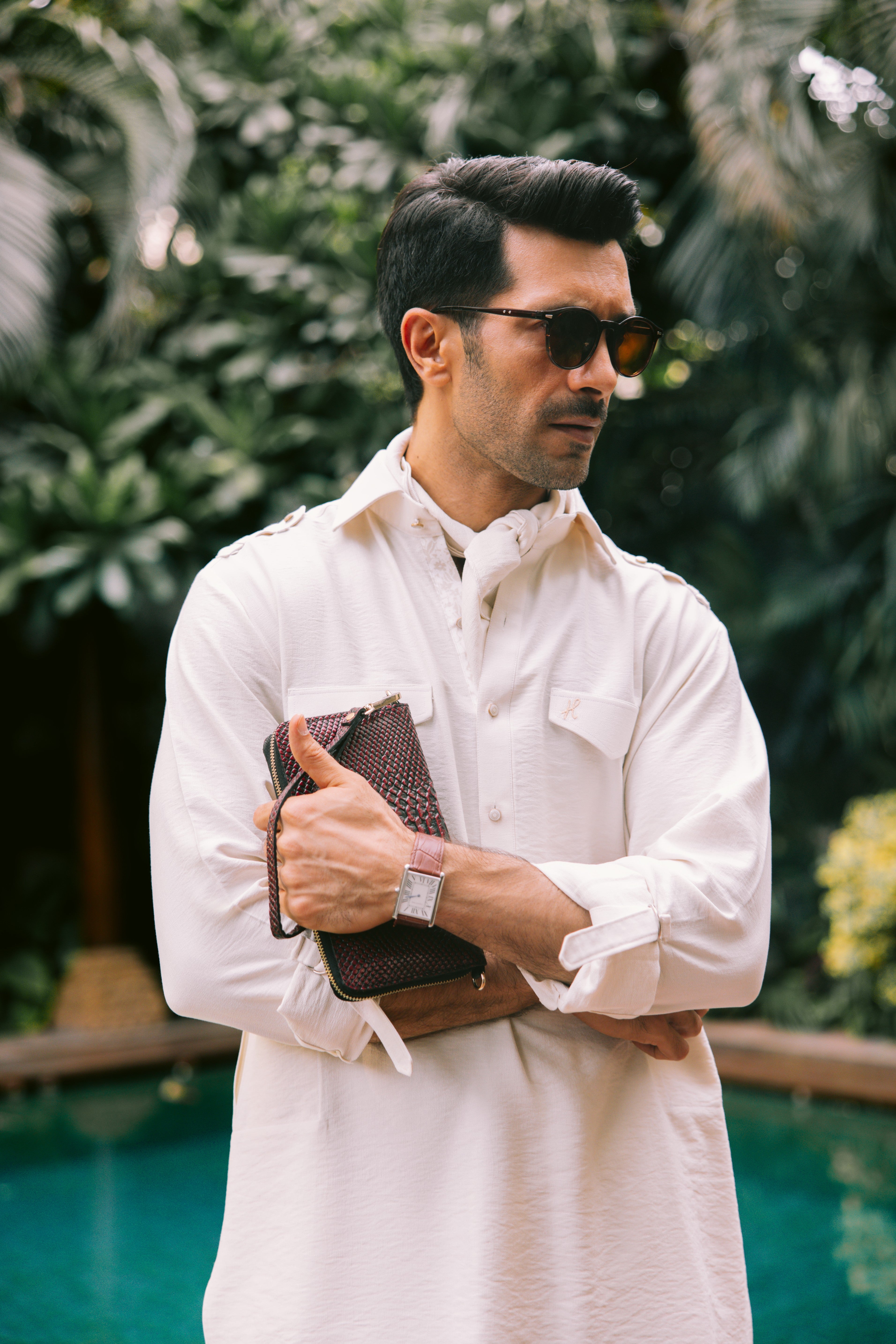 IVORY LINEN KURTA PAJAMA Humayunalamgir
