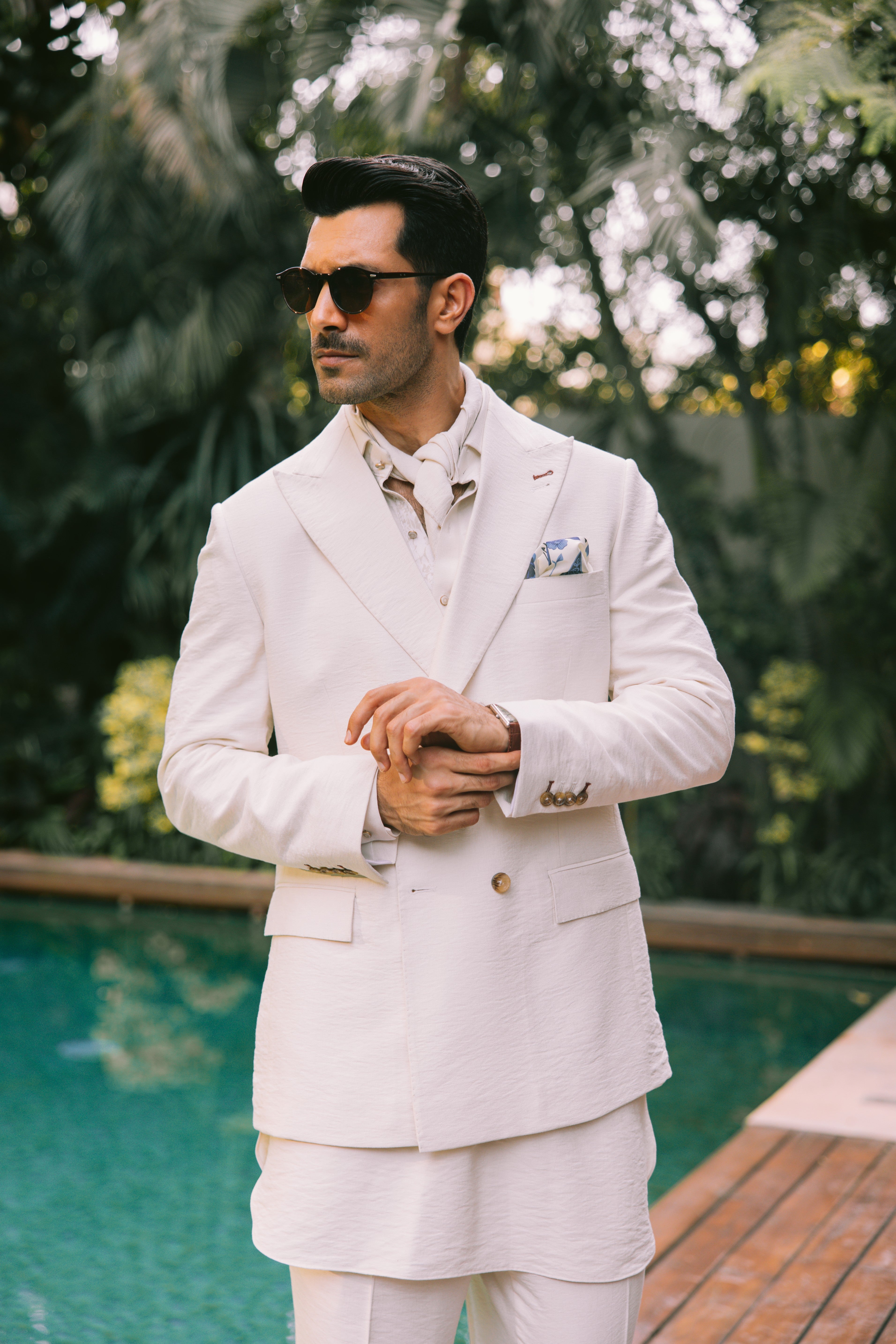 IVORY LINEN KURTA PAJAMA Humayunalamgir