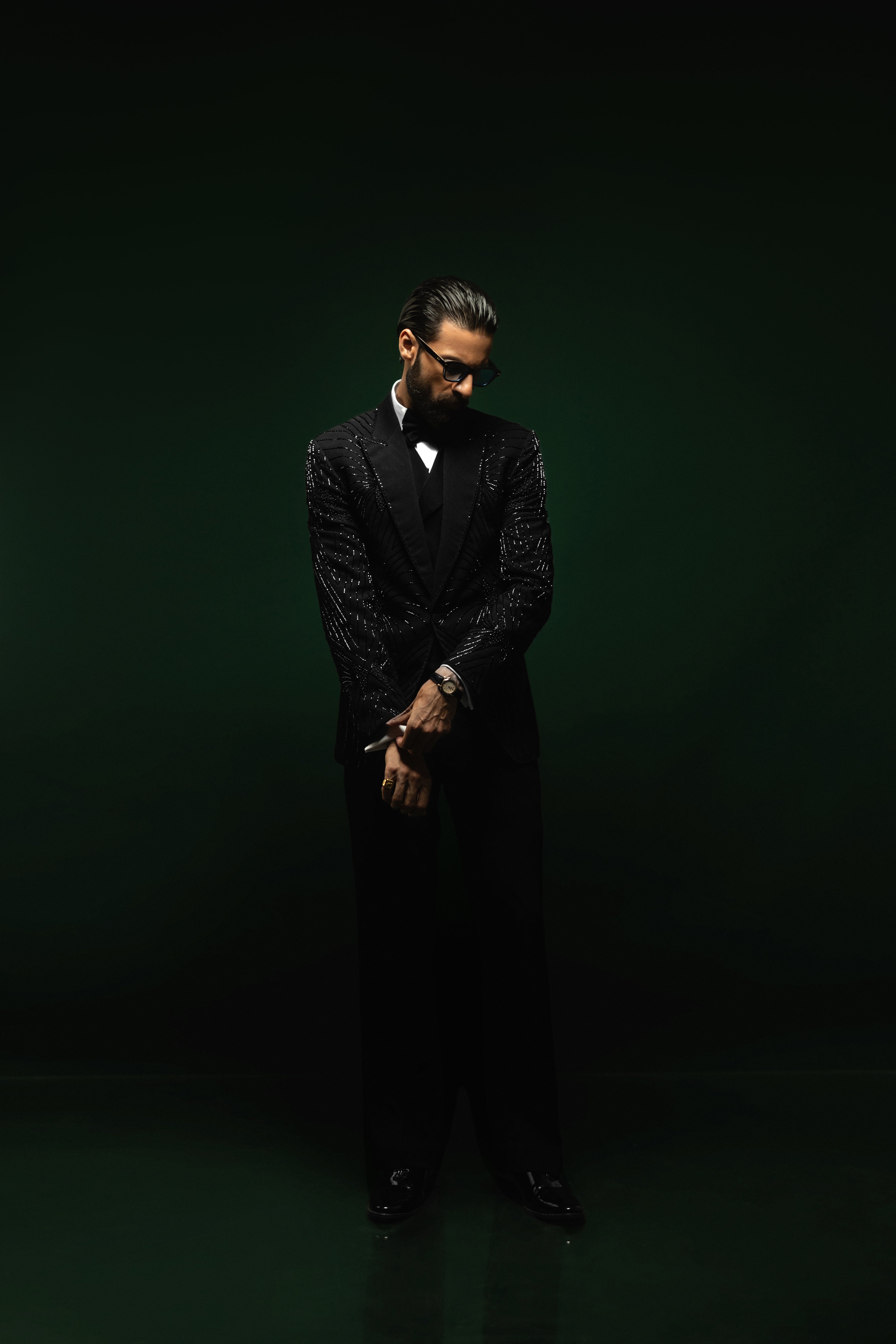 Obsidian Éclat – The Linear Handwork Tuxedo Humayunalamgir