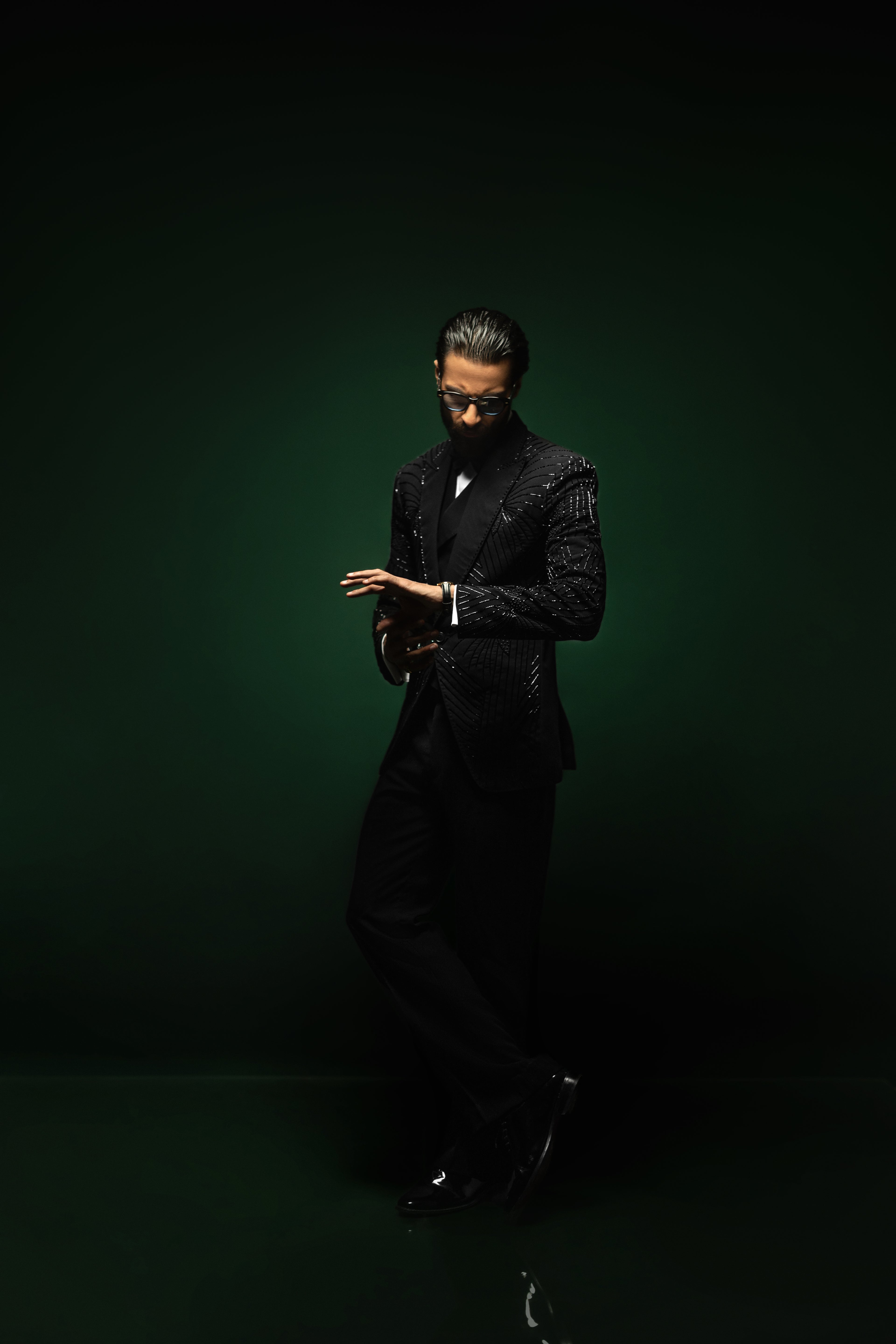 Obsidian Éclat – The Linear Handwork Tuxedo Humayunalamgir
