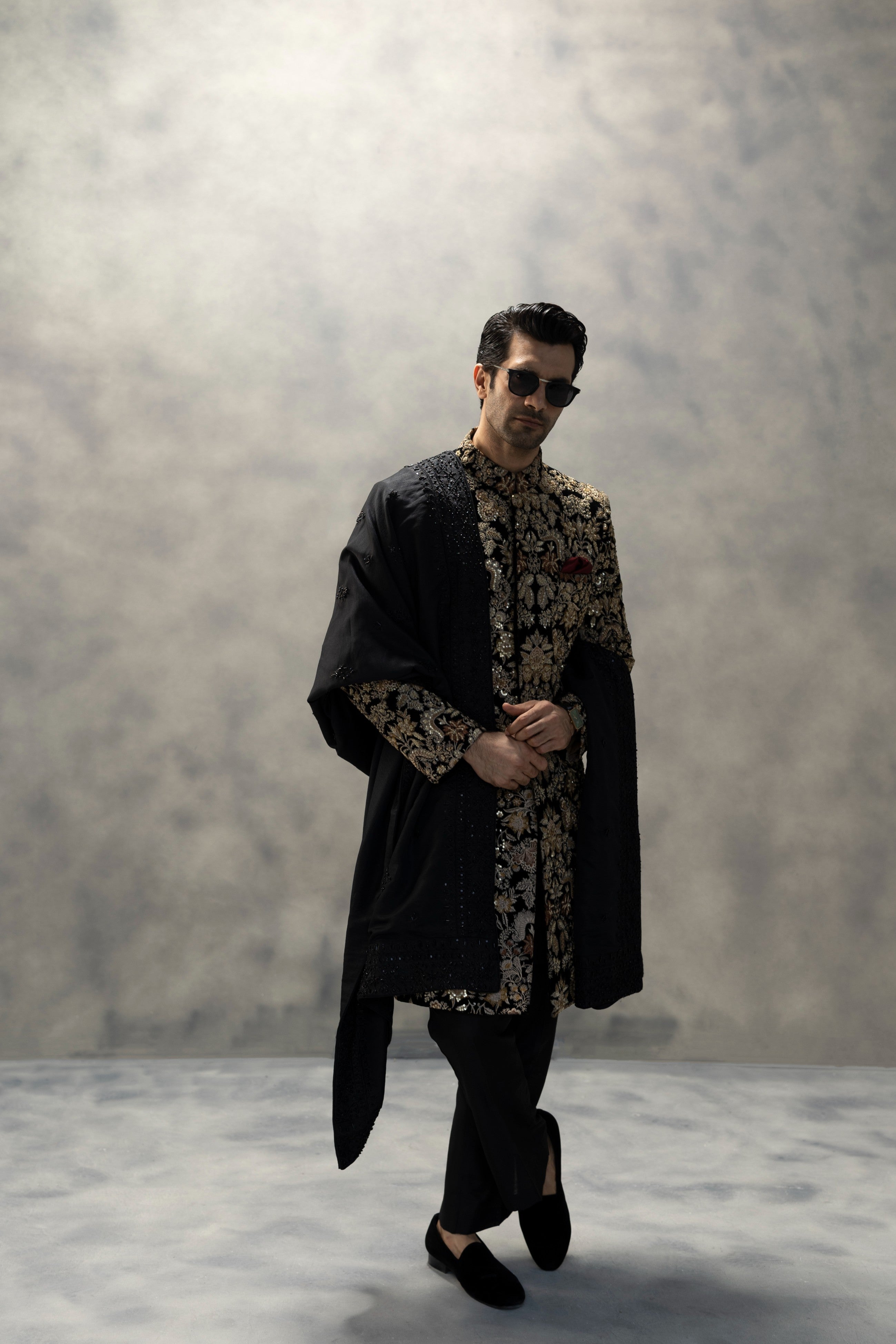 Royal Black & Gold Velvet Handcrafted Sherwani sherwani Humayun Alamgir
