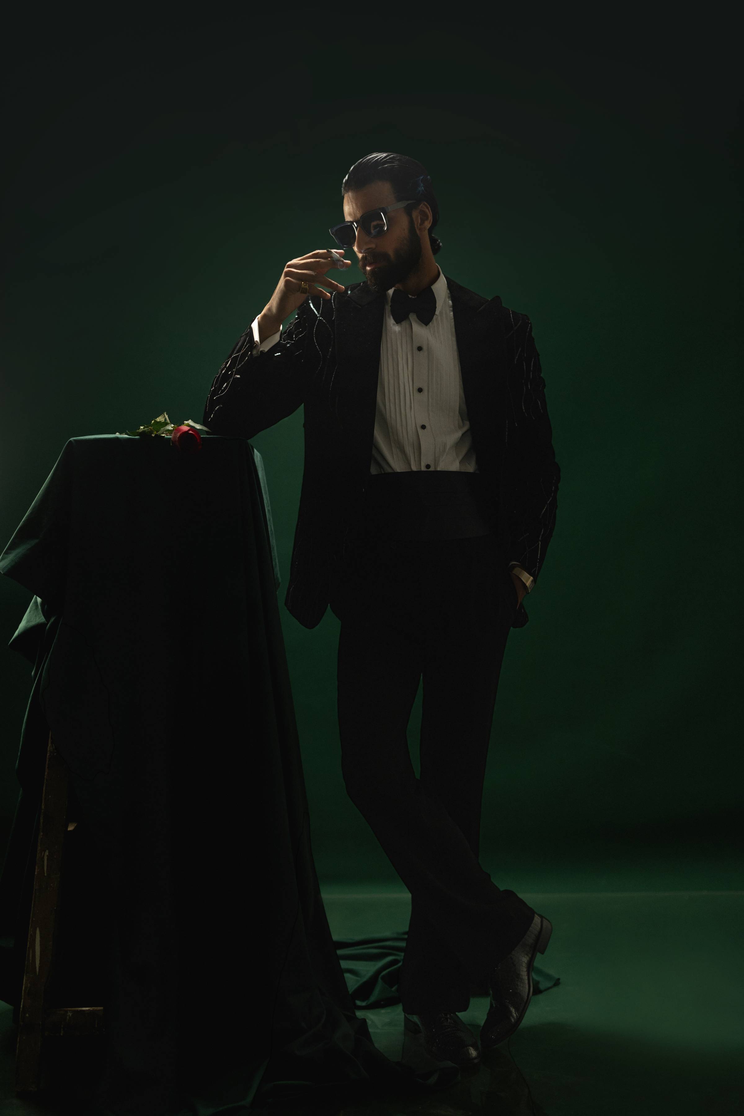 Velion – Midnight black Velvet Tuxedo Humayunalamgir
