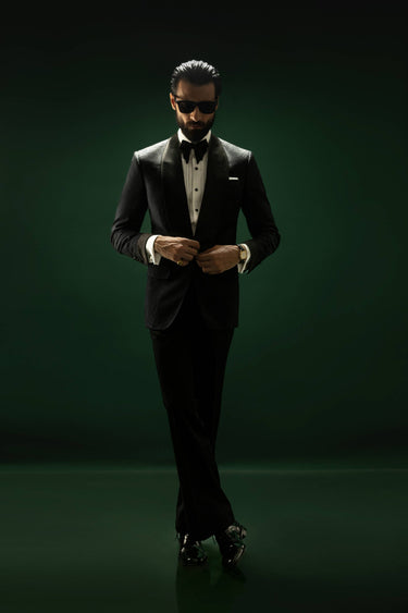 Noir Eclat – Textured Black Tuxedo