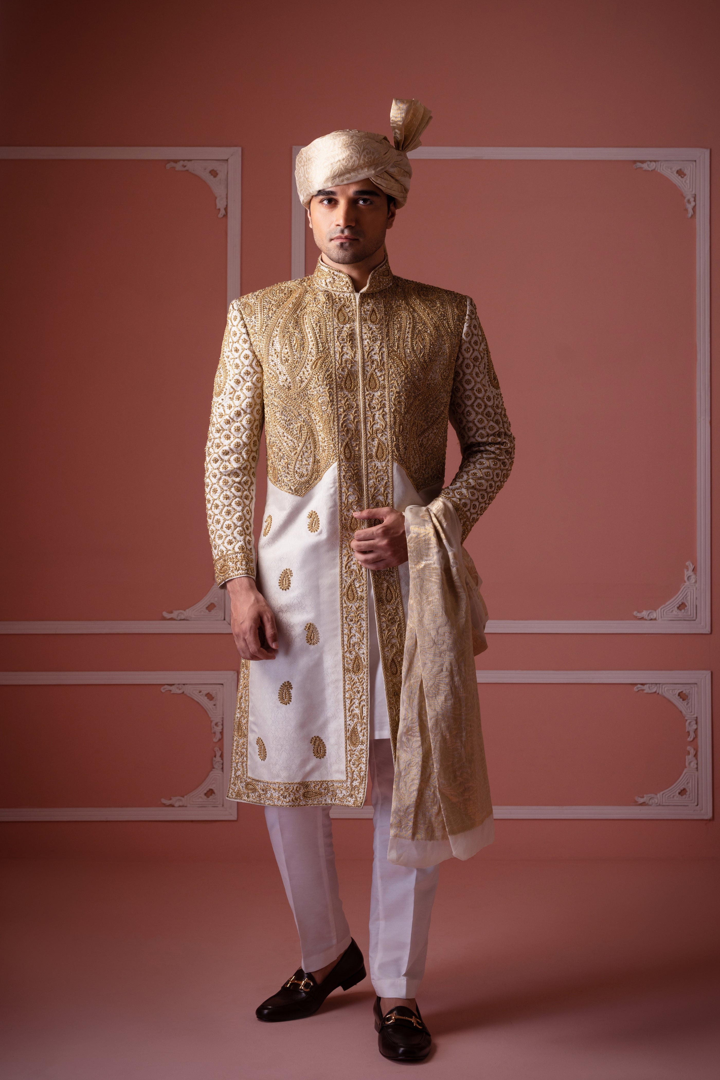 SALEEM Humayunalamgir