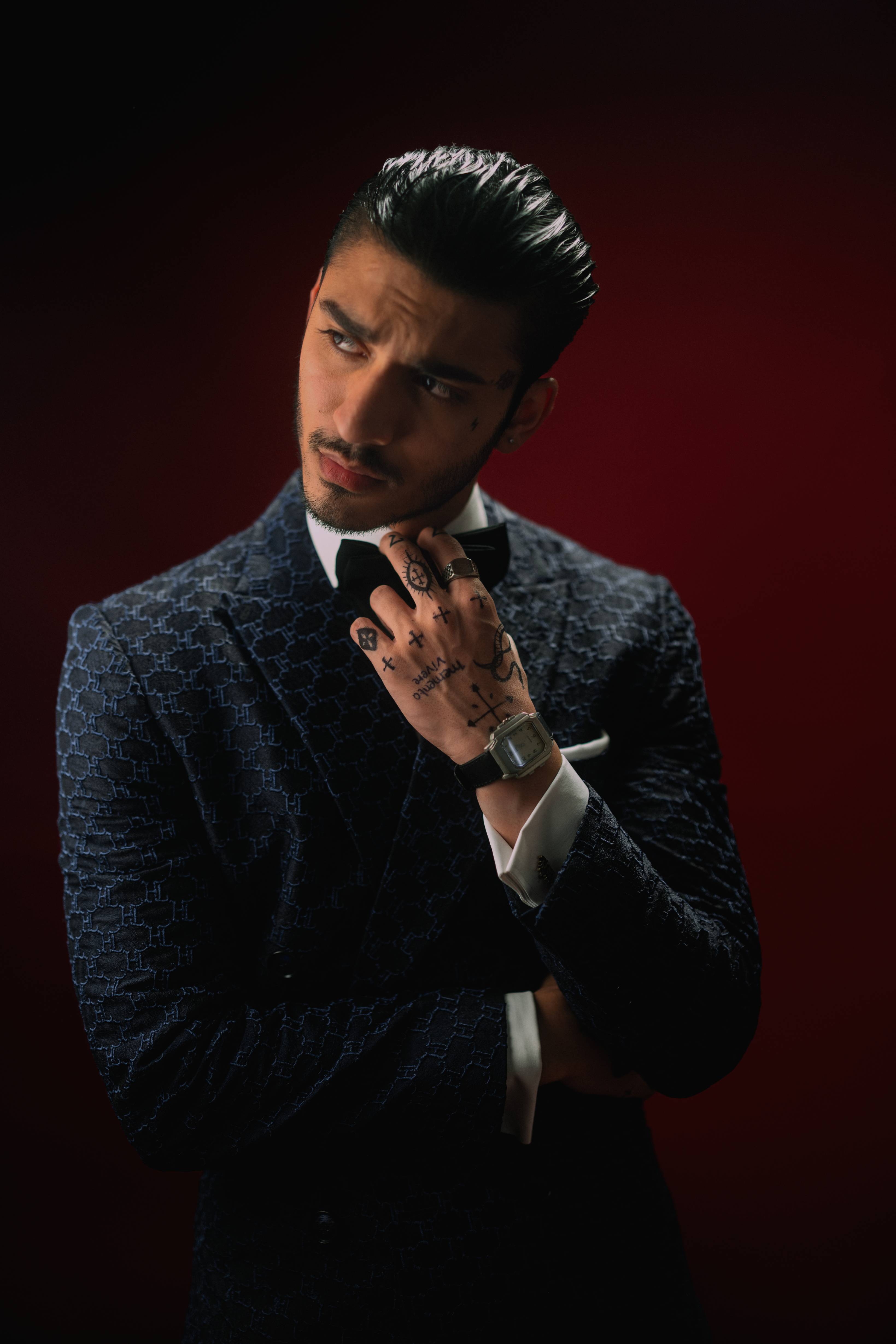 MIDNIGHT MOSAIC – TEXTURED NAVY BLUE TUXEDO HumayunAlamgir