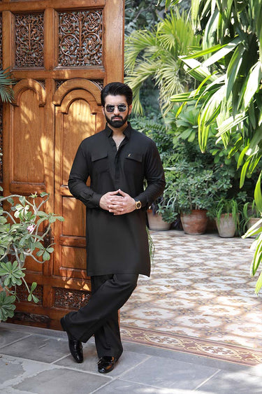 BLACK LINEN KURTA PAJAMA Humayunalamgir