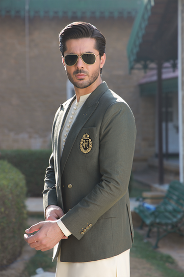 CREAM WASH N WEAR KURTA PAJAMA Humayunalamgir