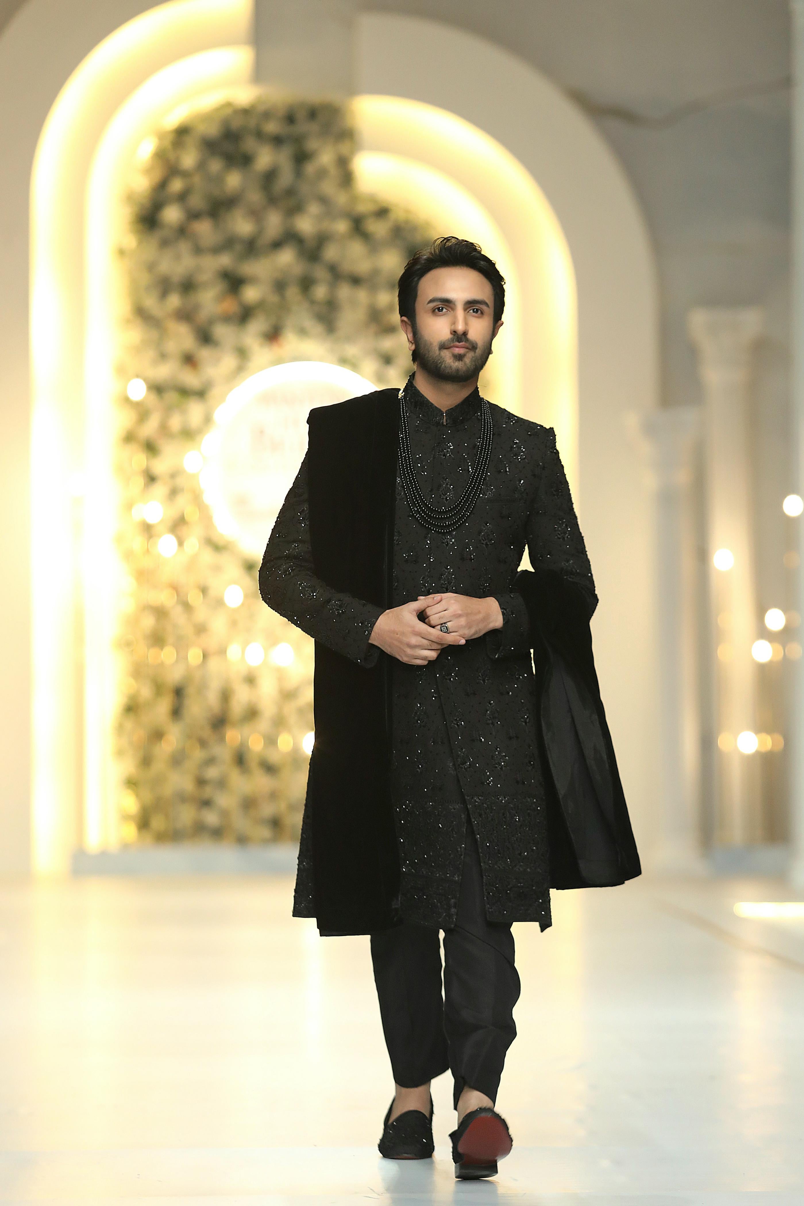 MAJNU Humayunalamgir