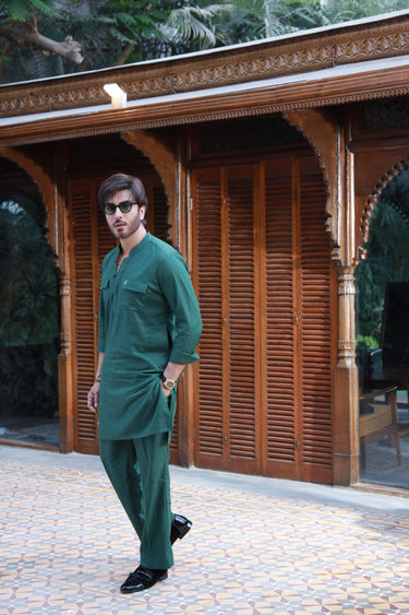 GREEN LINEN KURTA PAJAMA