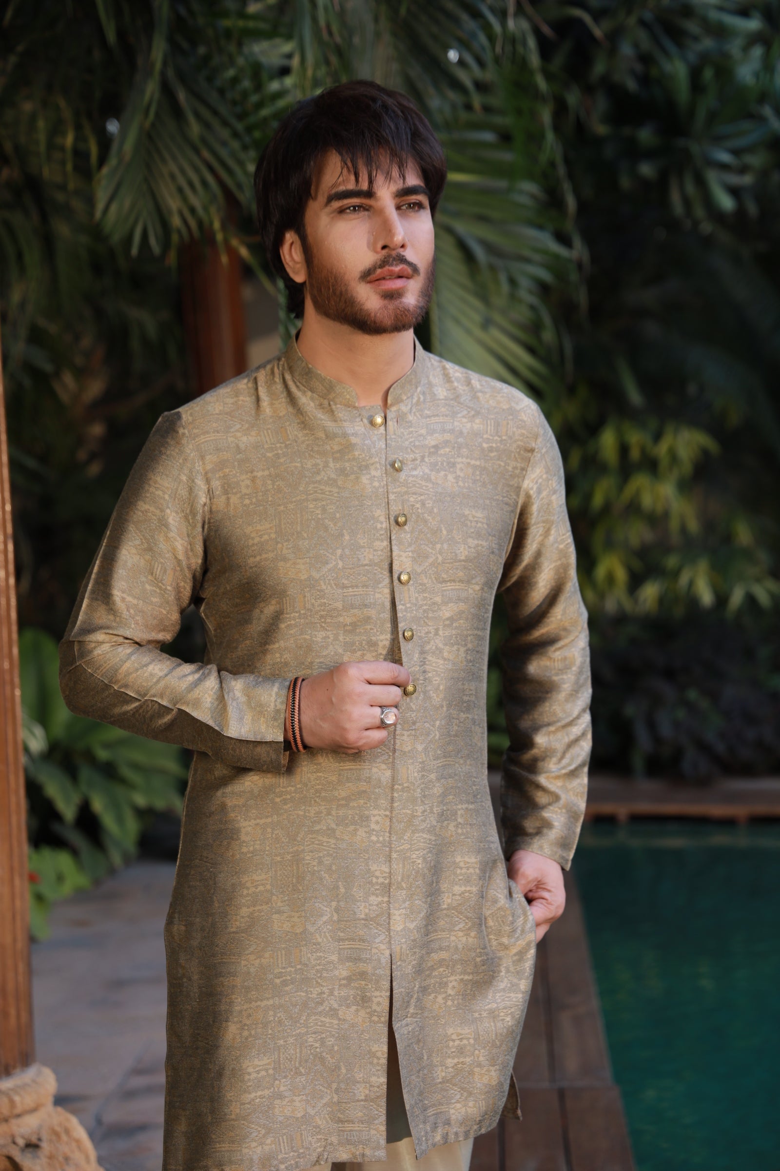 -XARTAJ- GOLD KURTA PAJAMA Humayunalamgir