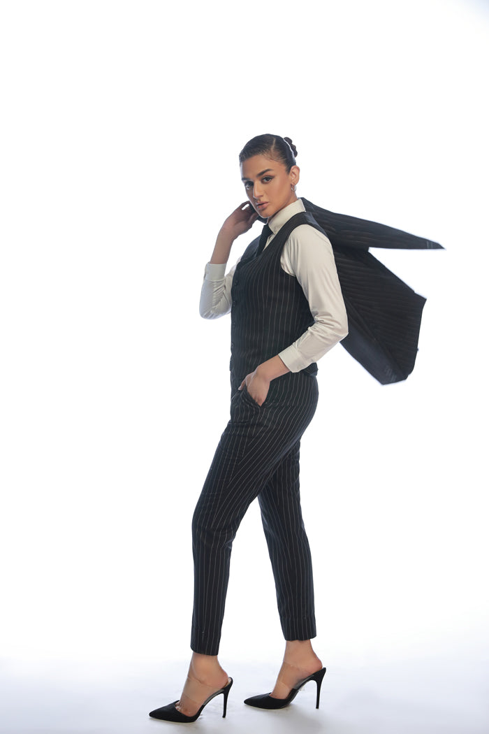 HER STRIPES SUIT Clothing humyaunalamgir