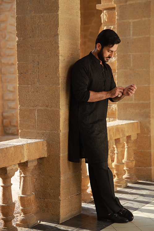 -AZAN- BLACK KURTA PAJAMA Humayunalamgir