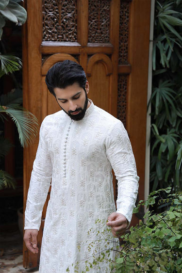 -SHAHKAAR- WHITE & GOLD KURTA PAJAMA Humayunalamgir