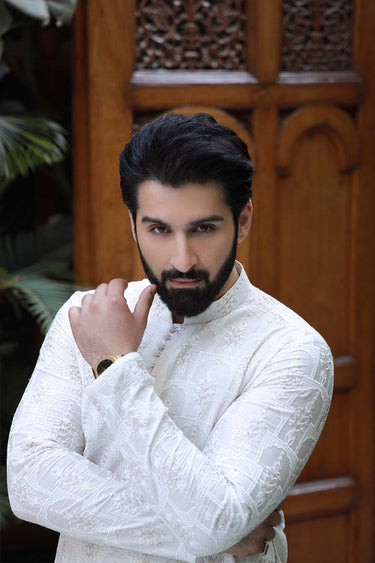 -SHAHKAAR- WHITE & GOLD KURTA PAJAMA Humayunalamgir