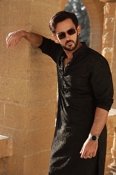 -AZAN- BLACK KURTA PAJAMA Humayunalamgir