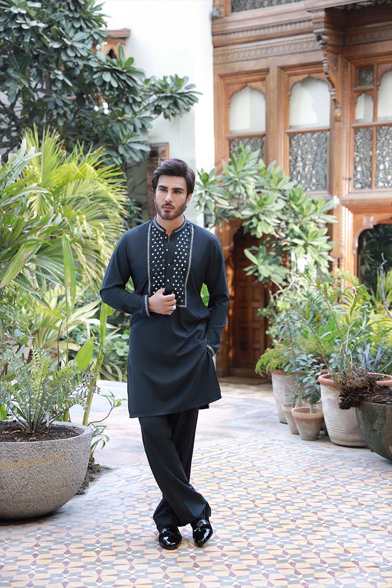 GREY HAND EMBROIDERY KURTA PAJAMA Humayunalamgir