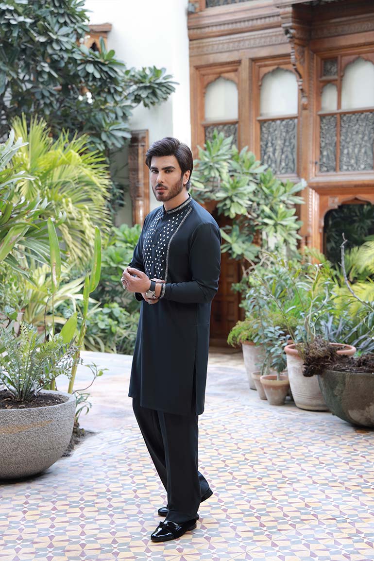 GREY HAND EMBROIDERY KURTA PAJAMA Humayunalamgir