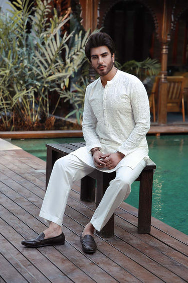 -SHAHKAAR- WHITE KURTA PAJAMA Humayunalamgir
