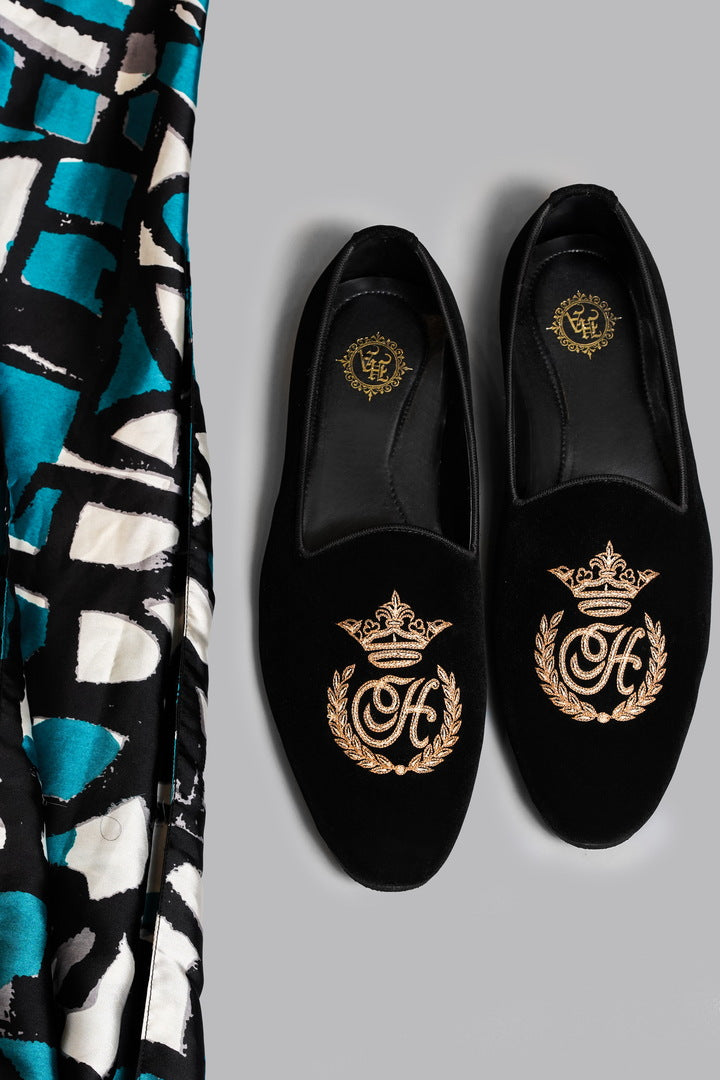 Black velvet 2017 Dhagga Motif Shoes humyaunalamgir