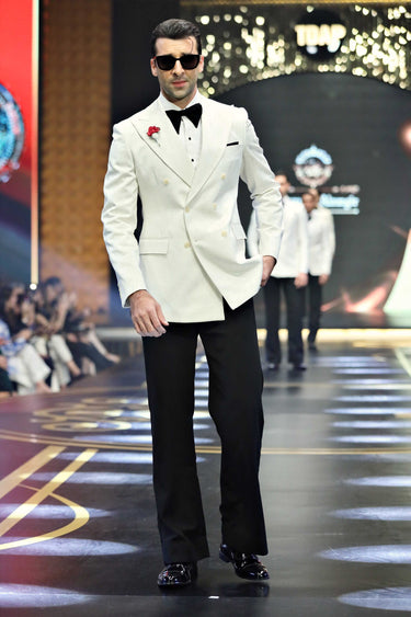 WHITE SELF 2P TUXEDO