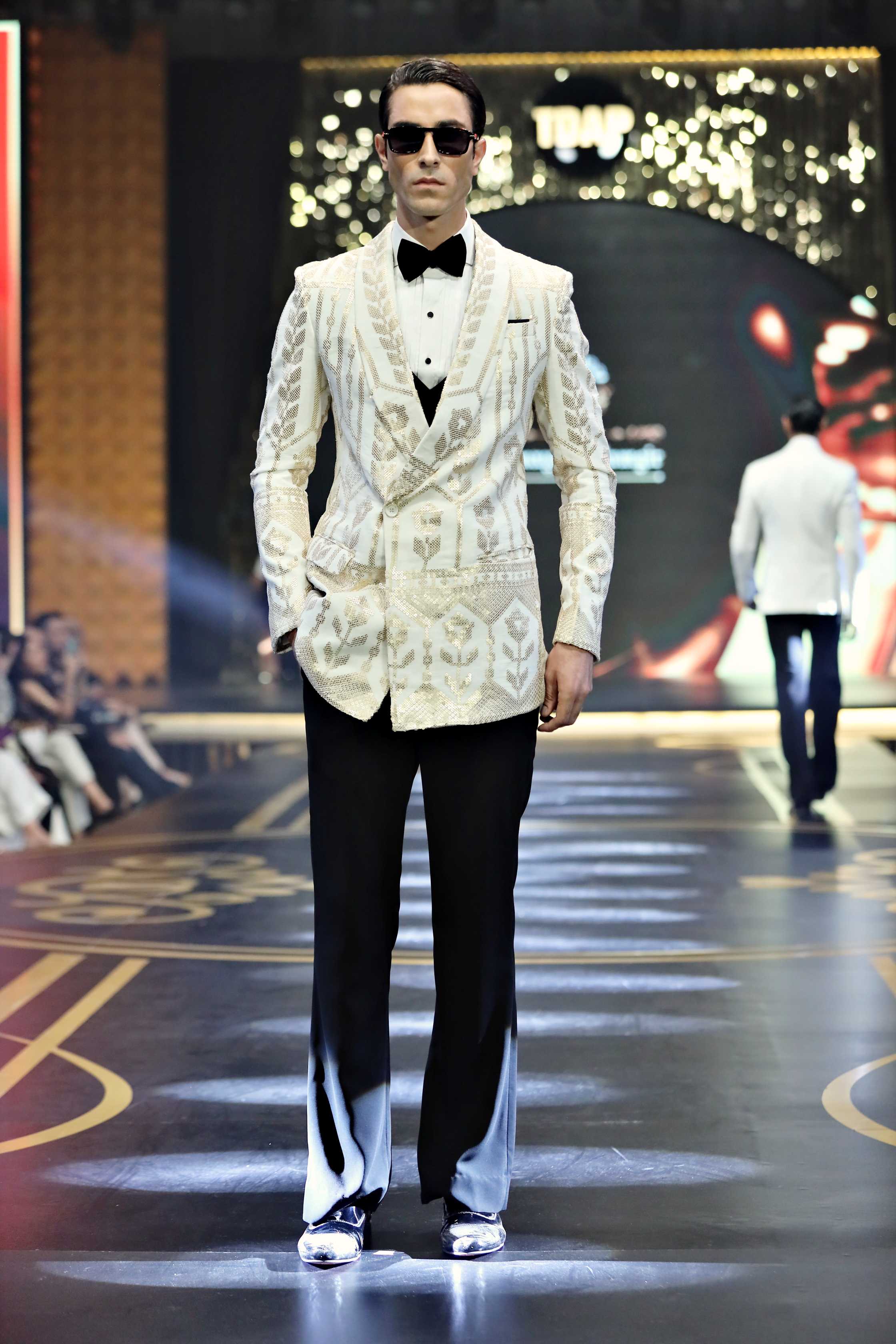 WHITE & GOLDEN 3P SEQUENCE TUXEDO Humayunalamgir