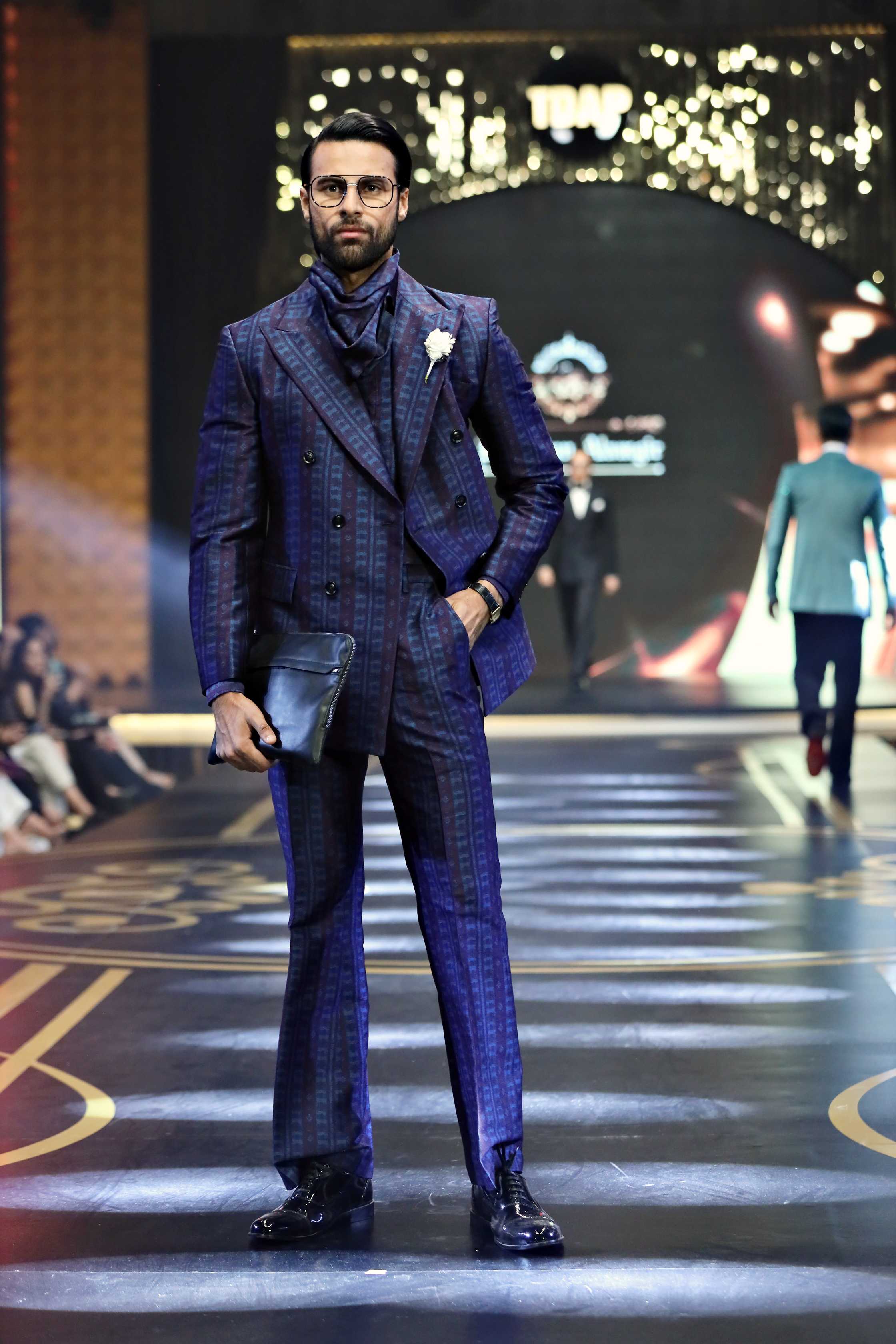 PURPLE SELF 2P TUXEDO Humayunalamgir