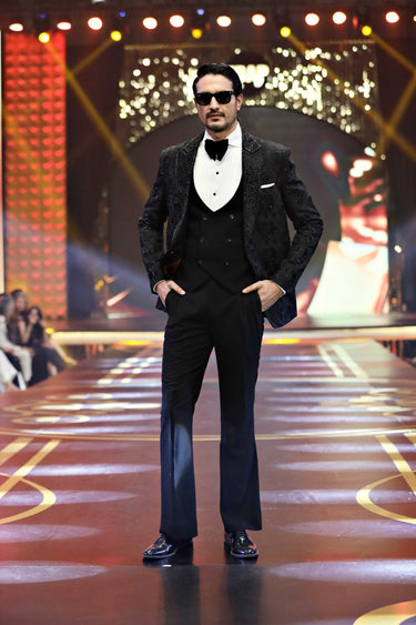 BLACK 3P TUXEDO Humayunalamgir