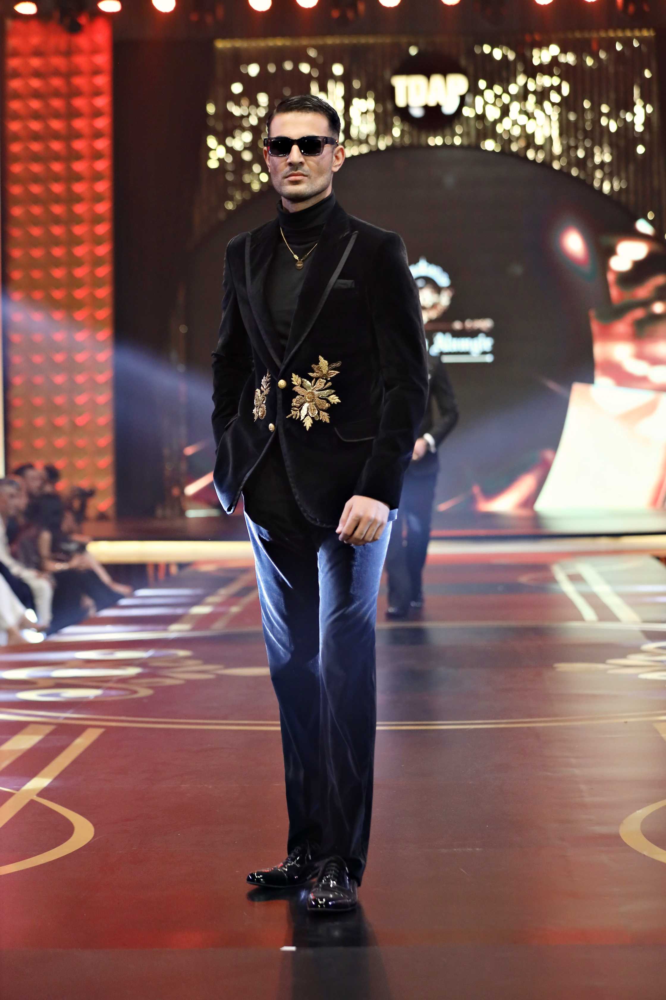 BLACK VELVET 2P TUX Humayunalamgir
