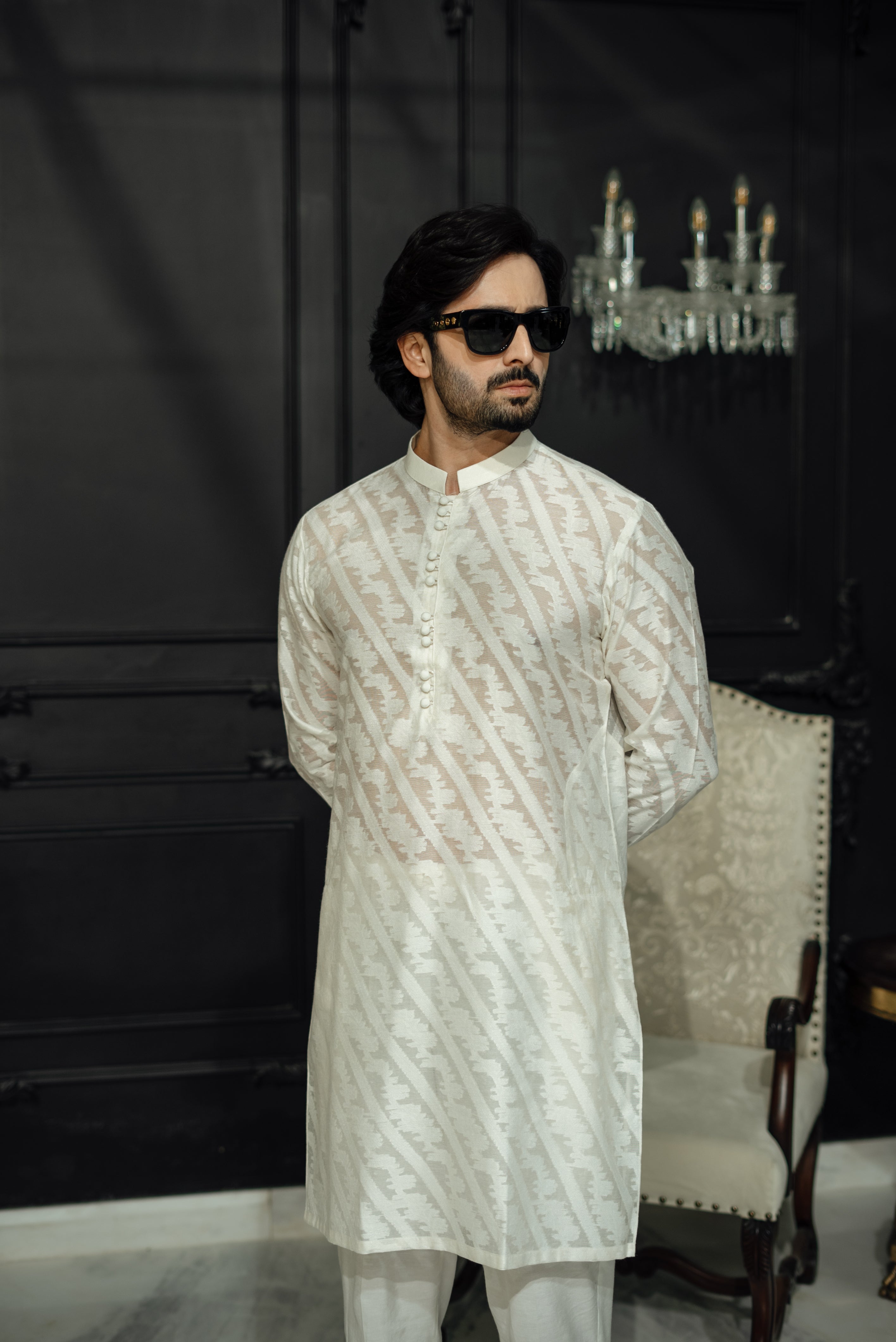 "QAMASH" IVORY KURTA PAJAMA Humayun Alamgir
