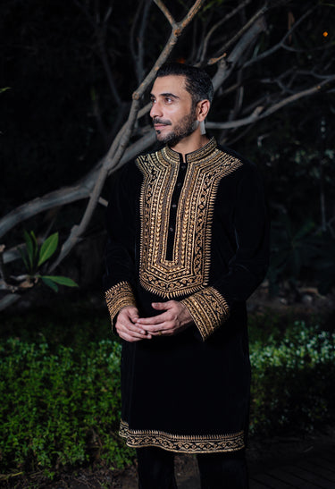 BLACK & GOLD VELVET KURTA PAJAMA