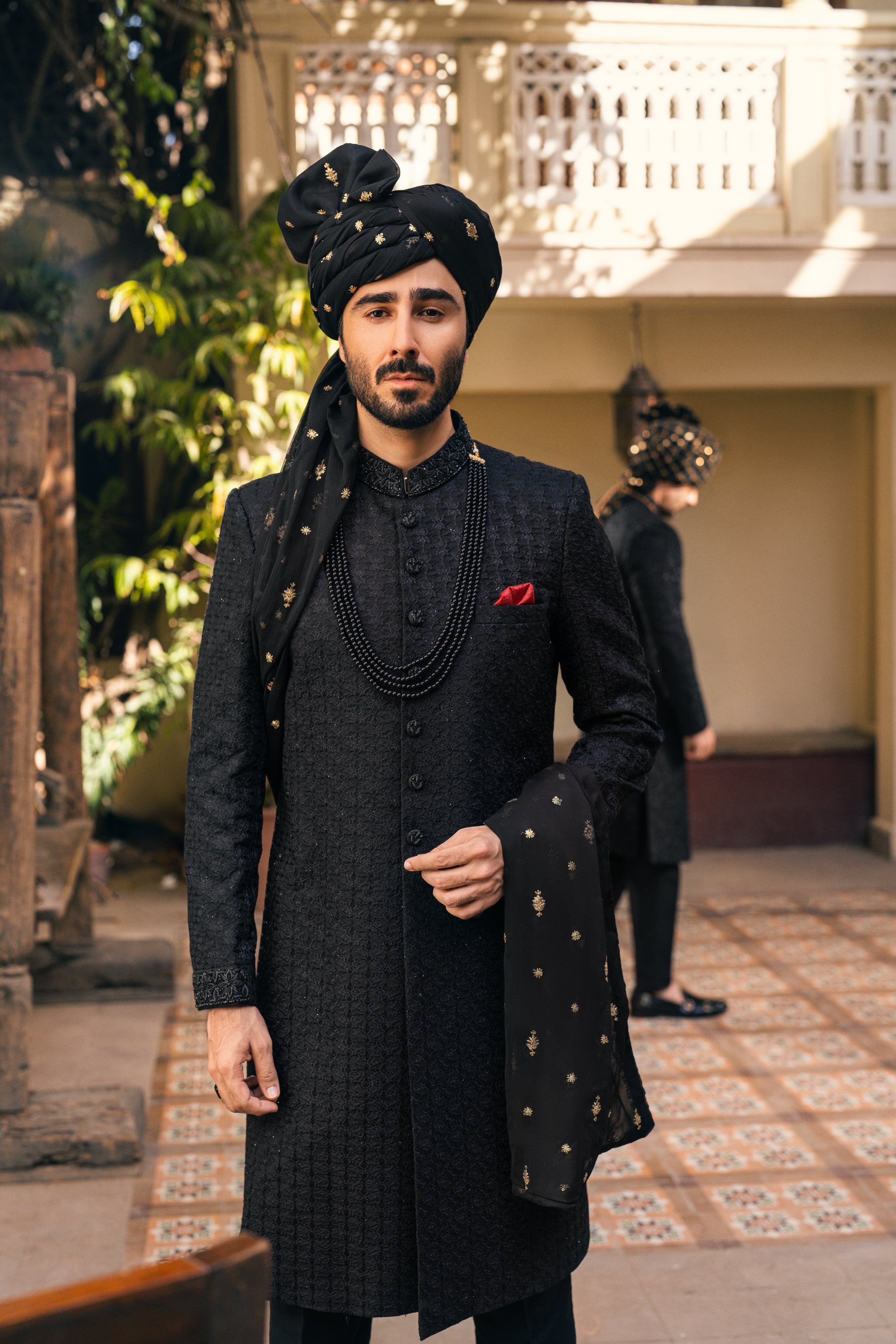 Black Sherwani Adorned humyaunalamgir