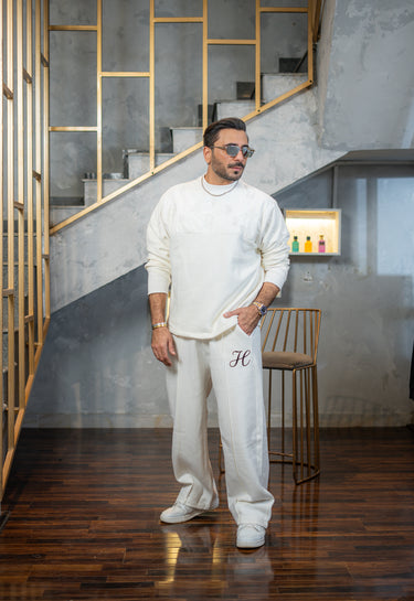 WHITE FLEECE SWEATSHIRTS