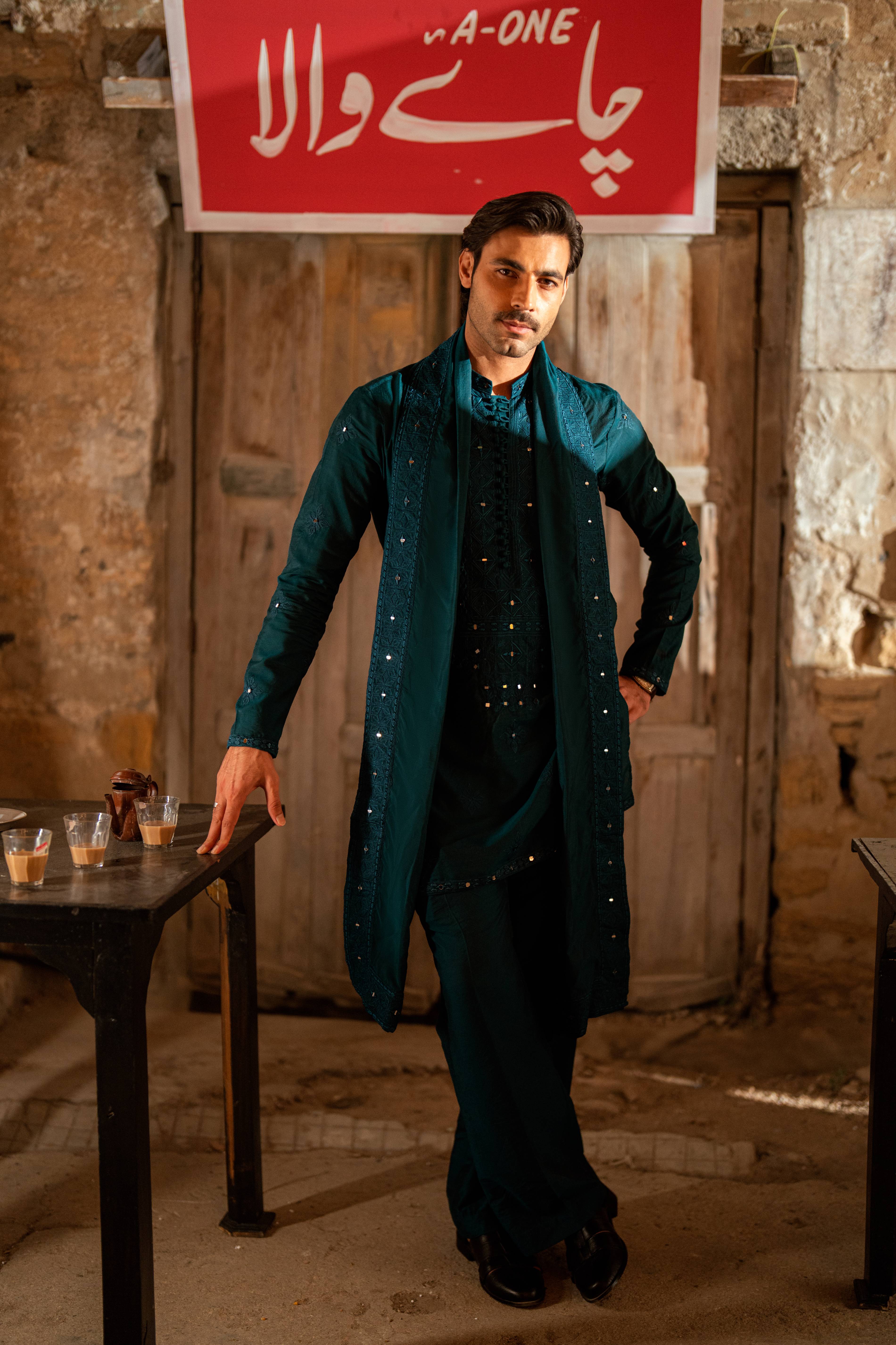 AINA - KAARI TEAL GREEN KURTA PAJAMA Humayunalamgir