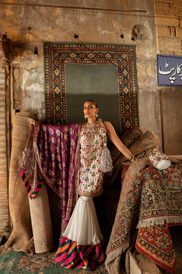 NARGIS (3PC) Humayunalamgir