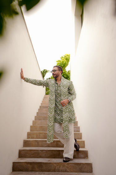 NAQOOSH – PALETTE GREEN KURTA PAJAMA Humayunalamgir